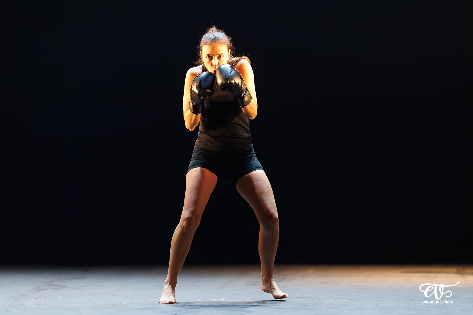 TMTPHOTO L'ODEUR DE LA GUERRE (JULIE DUVAL) 030